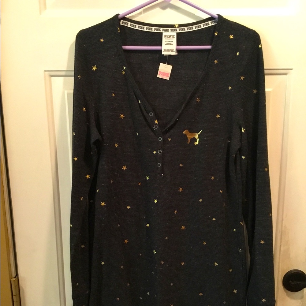 NWT VS PINK Grey w Gold Stars Long Sleeve